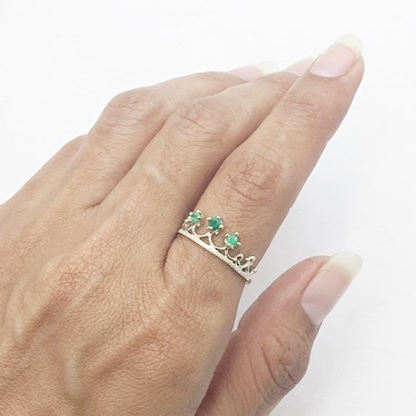Or blanc 18 carats - Émeraude