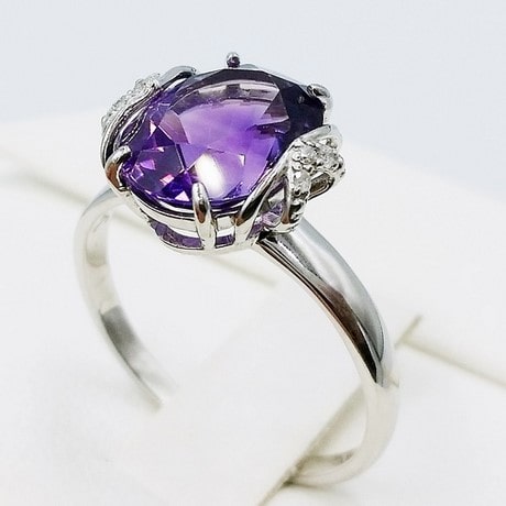 Or blanc 18 carats