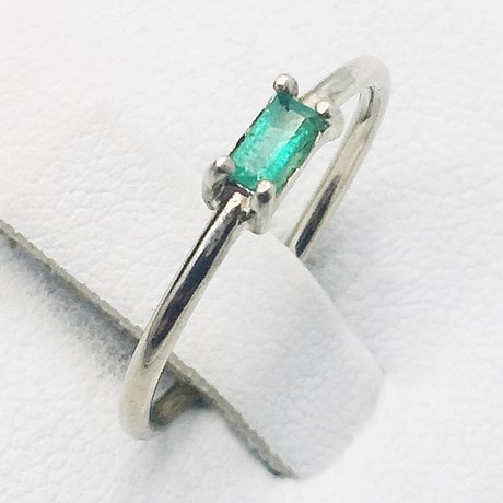 Griffe Parure Émeraude Coupe Bague Solitaire 10mm Argent Griffe Parure Émeraude Coupe Bague Solitaire 10mm Argent