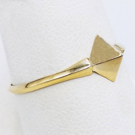 Bague pyramide en or