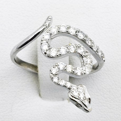 Or blanc 18 carats