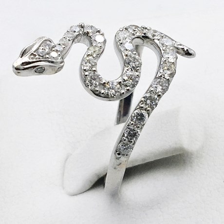 Or blanc 18 carats