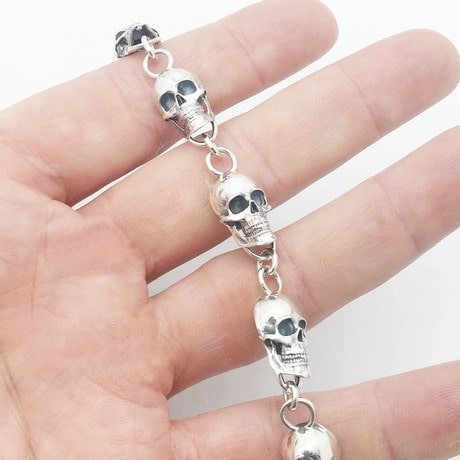 Bracelet tête de mort pour femme en argent