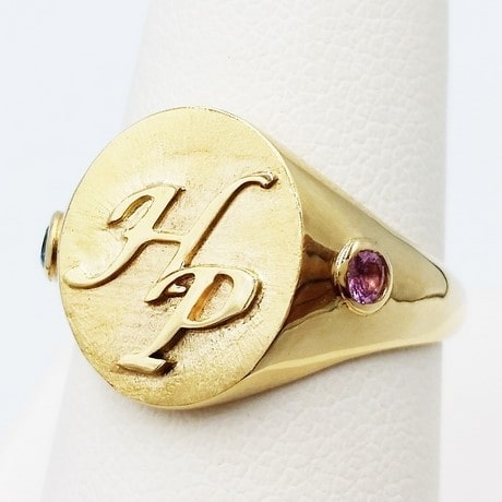 Chevalière Homme en Or avec Initiales en Relief