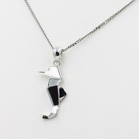 Or blanc 18 carats