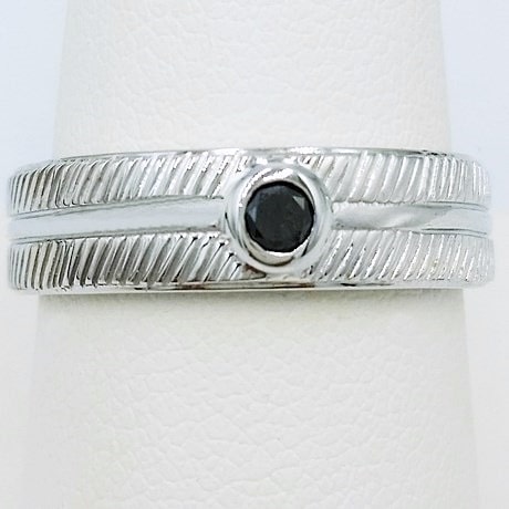 Or blanc 18 carats - Diamant Noir