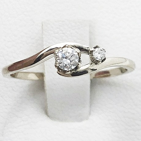 Or blanc 18 carats