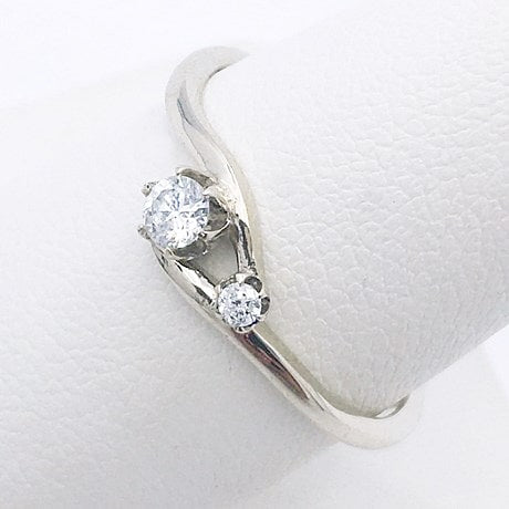 Or blanc 18 carats