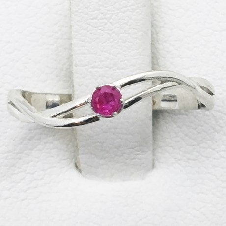 Or blanc 18 carats - Rubis