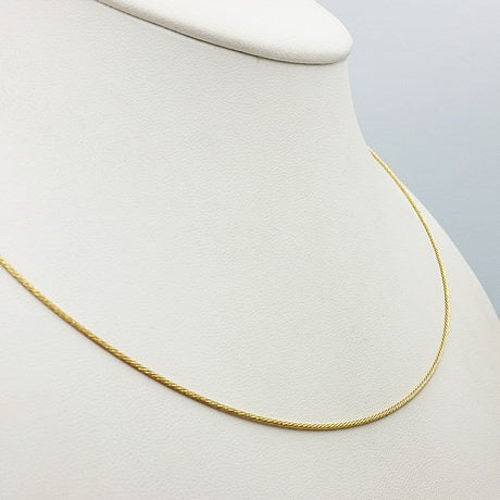 Collier cable en or