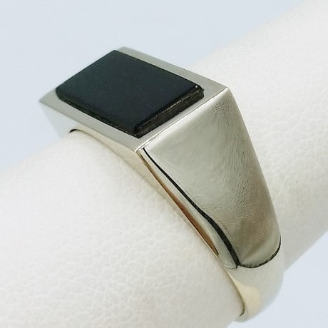 Or blanc 18 carats