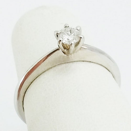 Or blanc 18 carats