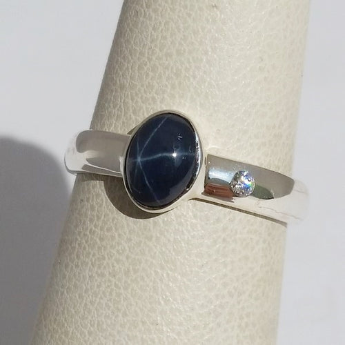 bague saphir étoilé bleu