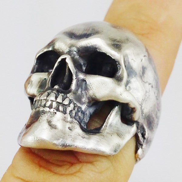 Grosse Bague T te de Mort en Argent