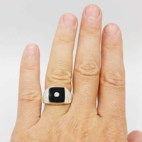 Chevalière pour Homme en Argent et Pierre d'Onyx - Main Image