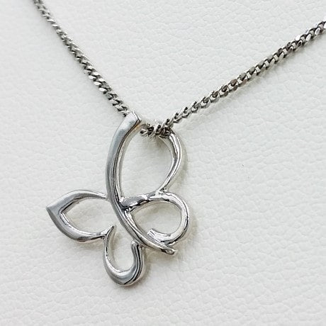Or blanc 18 carats