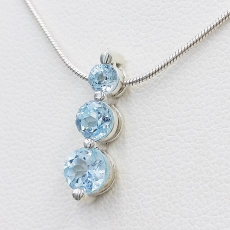Or blanc 18 carats