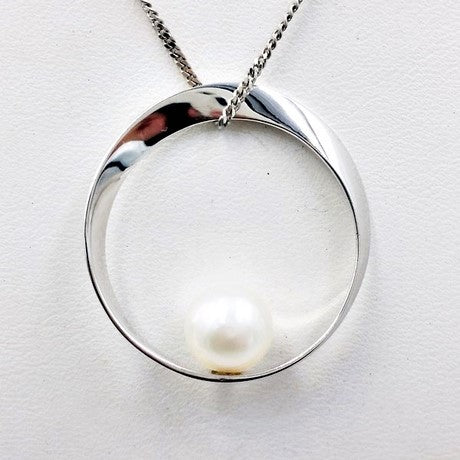 Or blanc 18 carats
